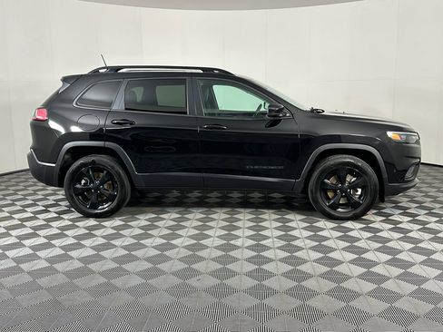 Used 2023 Jeep Cherokee Altitude Lux w/ Lux Elite Package image 20