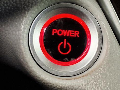 Used 2018 Honda Accord Touring image 21