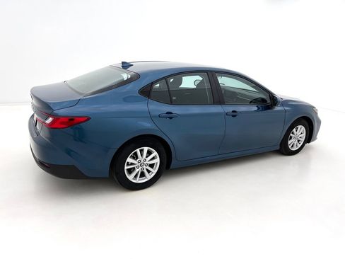 Used 2025 Toyota Camry LE FWD image 6