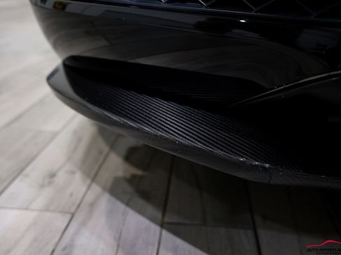 Used 2018 Bentley Bentayga image 33