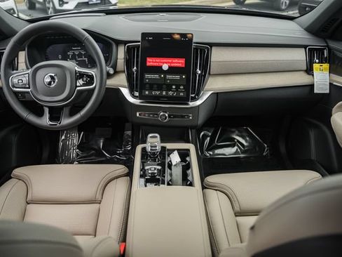 New 2026 Volvo XC90 T8 Ultra w/ Protection Package Premier AWD/4WD image 21