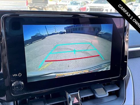 Used 2025 Toyota Corolla LE FWD image 10
