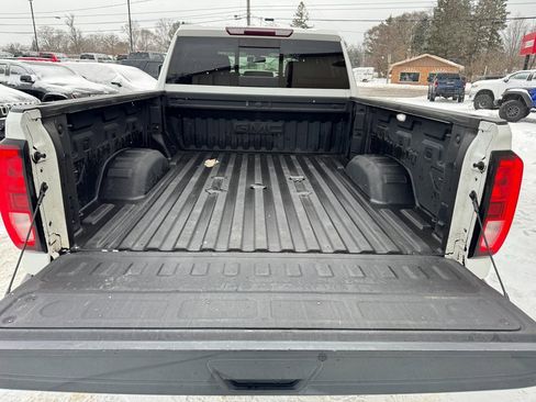 Used 2020 GMC Sierra 2500 SLE image 30