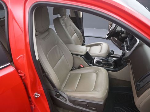 Used 2015 GMC Canyon SLT image 19