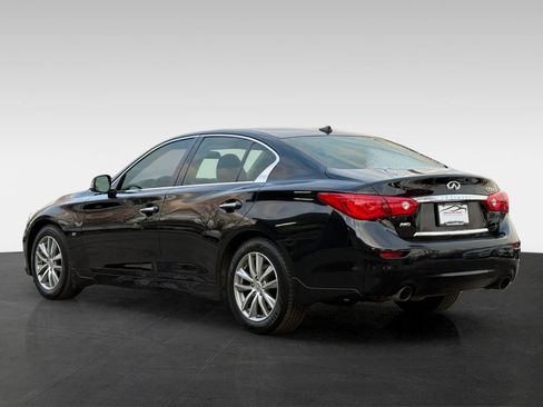 Used 2015 INFINITI Q50 3.7 Sedan 4D w/ Moonroof Package image 5