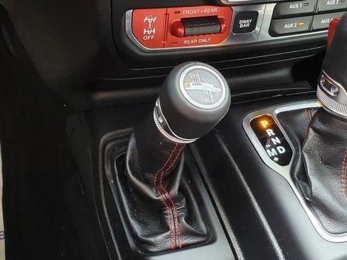 Used 2019 Jeep Wrangler Unlimited Rubicon image 28