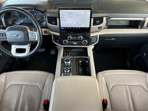 Used 2024 Ford Expedition Max Limited image 5