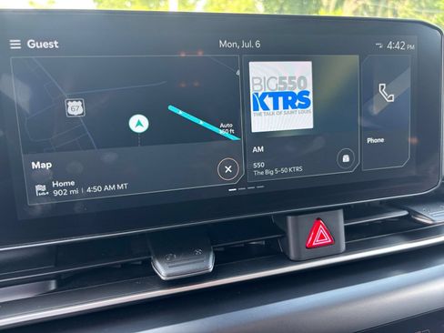 Used 2026 Kia Carnival FWD image 21