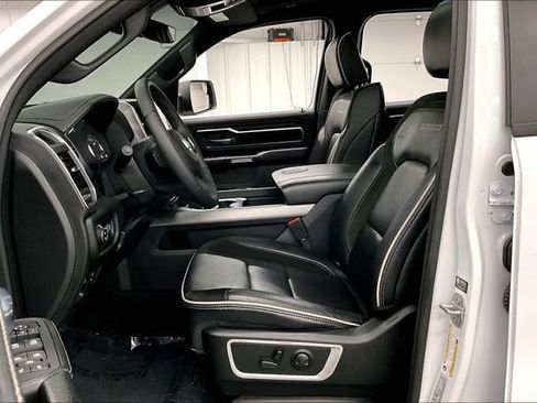 Used 2025 RAM 1500 Laramie w/ Sport Appearance Package AWD/4WD image 24
