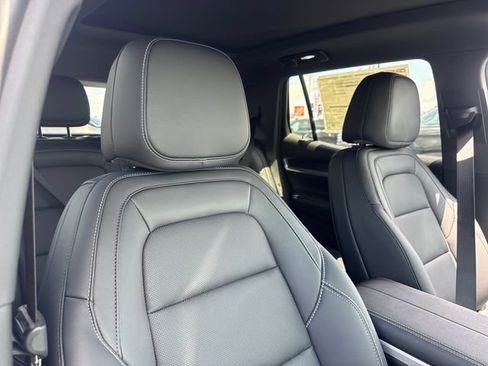 New 2026 GMC Terrain Elevation w/ Elevation Premium Package FWD image 30