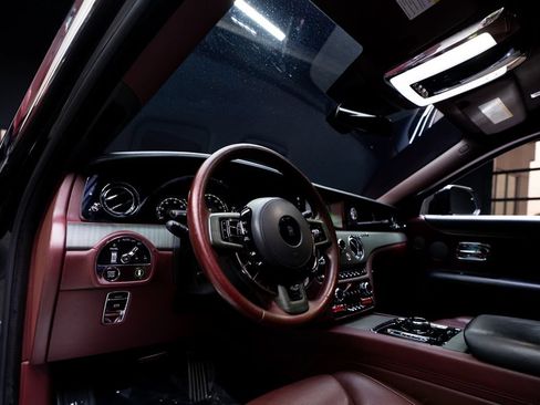 Used 2021 Rolls-Royce Ghost AWD/4WD image 27