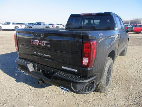 New 2026 GMC Sierra 1500 Elevation w/ Elevation Premium Package image 4
