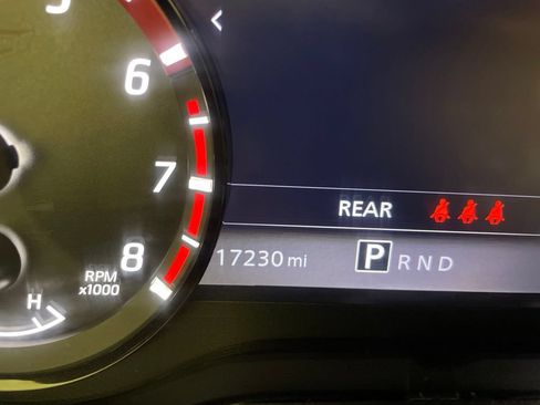 Used 2024 Nissan Titan PRO-4X w/ Pro-4x Utility Package AWD/4WD image 14