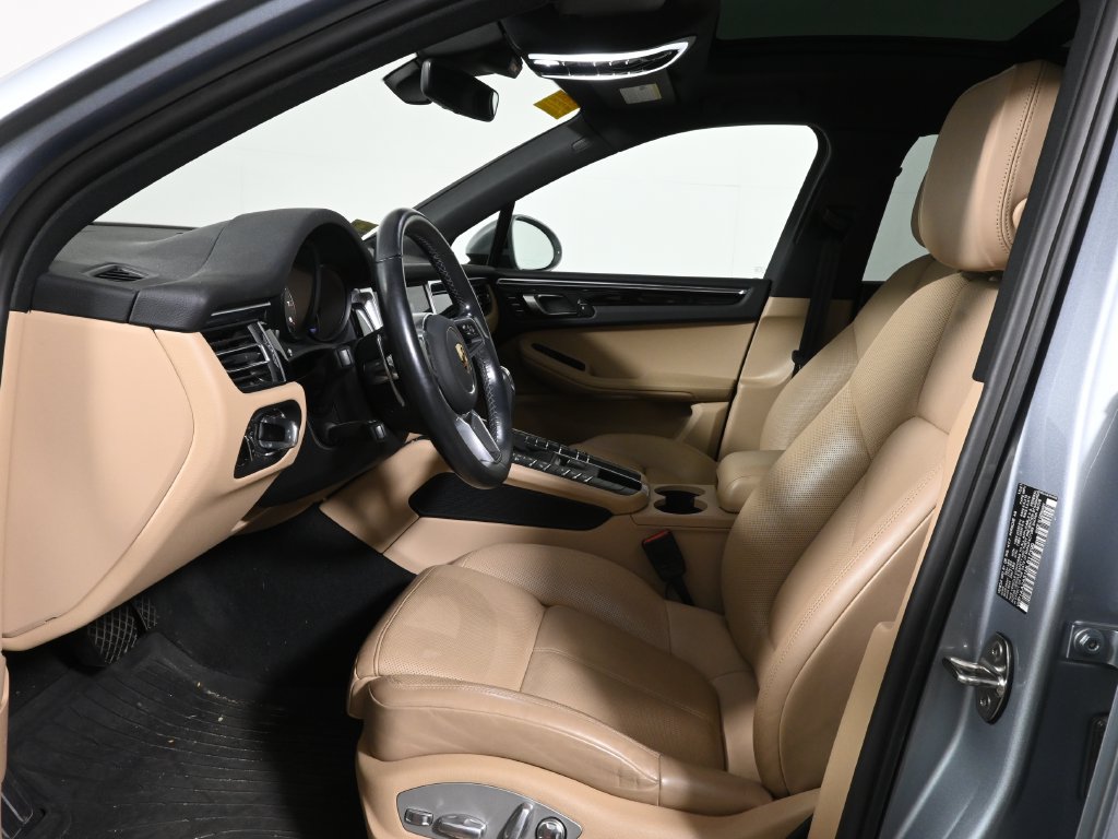 Used 2021 Porsche Macan AWD/4WD image 5