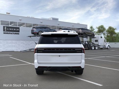 New 2026 Lincoln Navigator Reserve AWD/4WD image 5