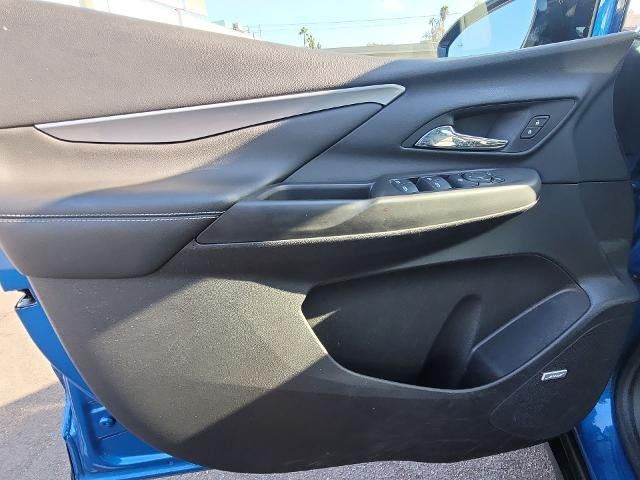 Used 2023 Chevrolet Bolt LT w/ Infotainment Package FWD image 20