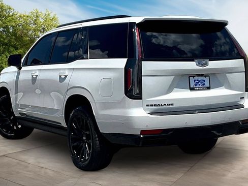 Used 2024 Cadillac Escalade Sport Platinum w/ LPO, ONYX Package AWD/4WD image 12