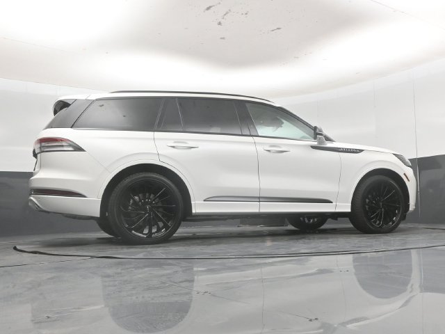 Used 2025 Lincoln Aviator Reserve w/ Equipment Group 201A AWD/4WD image 42