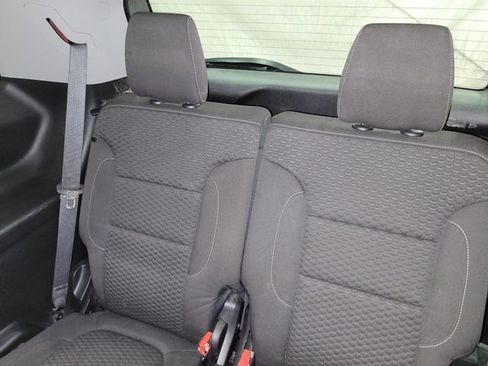 Used 2018 GMC Acadia SLE image 48