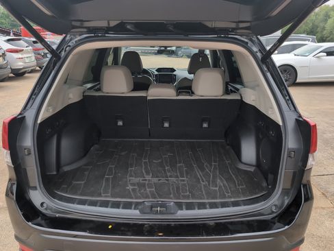 Used 2020 Subaru Forester Limited image 10