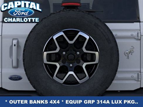 New 2025 Ford Bronco Outer Banks image 26