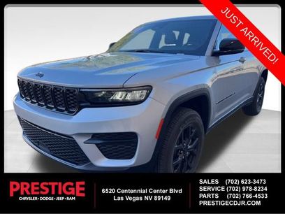 Used 2025 Jeep Grand Cherokee Altitude