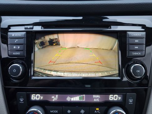 Used 2020 Nissan Rogue Sport SV image 17