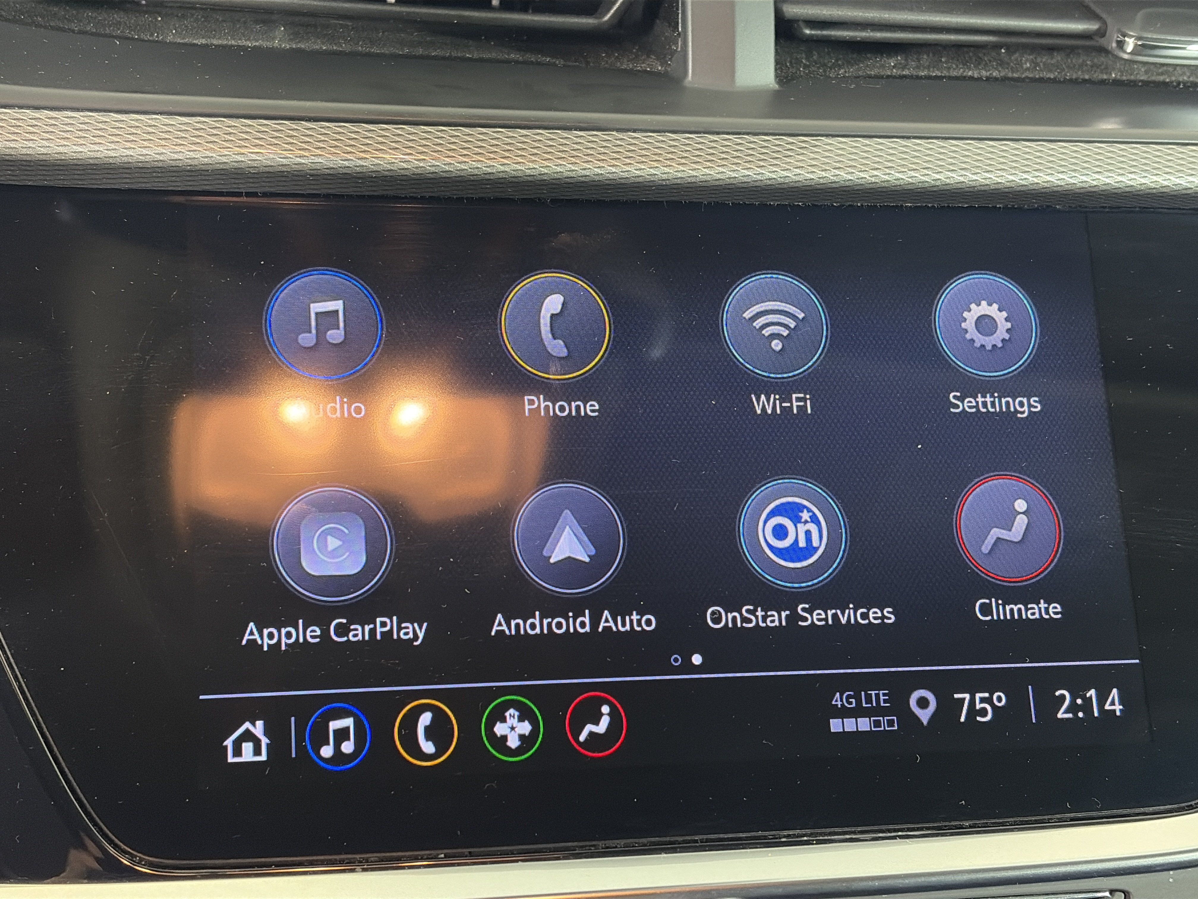 Certified 2021 Buick Encore GX Essence w/ Sport Touring Package AWD/4WD image 18