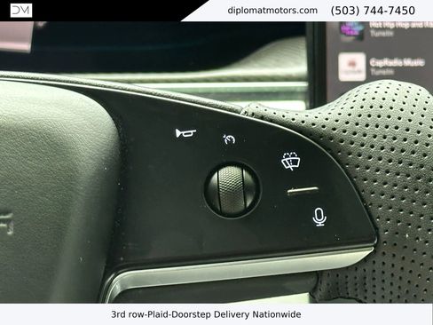 Used 2022 Tesla Model X Plaid image 35