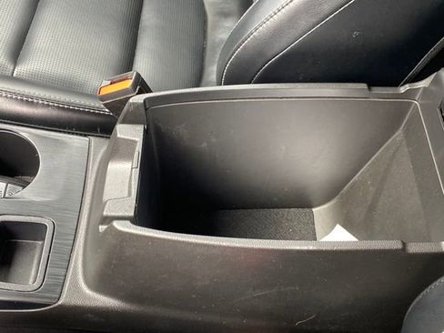 Used 2023 Ford Escape Platinum image 13