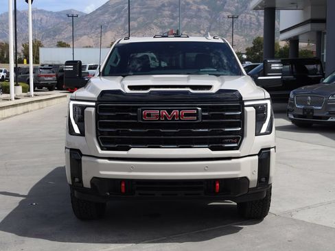 New 2026 GMC Sierra 3500 AT4 w/ AT4 Premium Plus Package AWD/4WD image 9