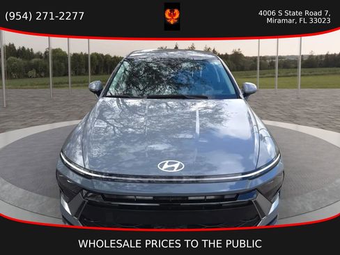Used 2025 Hyundai Sonata SEL image 2