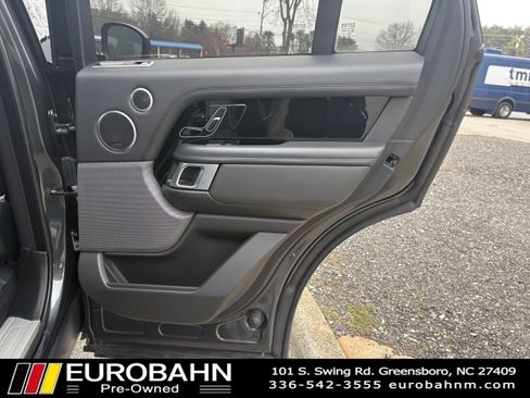 Used 2019 Land Rover Range Rover HSE image 13