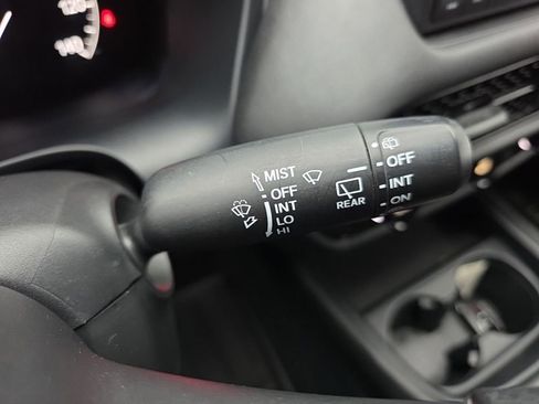 Used 2023 Honda HR-V LX image 26