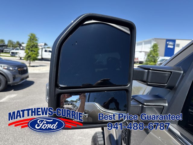 Used 2026 Ford F250 Platinum w/ Platinum Plus Package AWD/4WD image 8