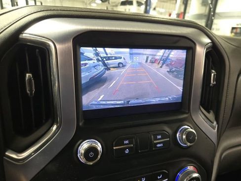 Used 2020 GMC Sierra 1500 SLT w/ SLT Premium Plus Package AWD/4WD image 16