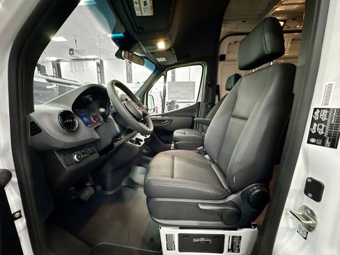 New 2026 Mercedes-Benz Sprinter 3500 image 21