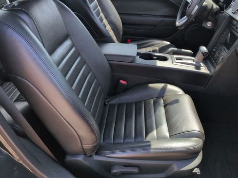 Used 2007 Ford Mustang GT Premium RWD image 19