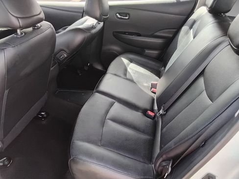 Used 2013 Nissan Leaf SL w/ Premium Pkg image 19