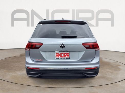 Used 2022 Volkswagen Tiguan S w/ Driver Assistance Package FWD image 9