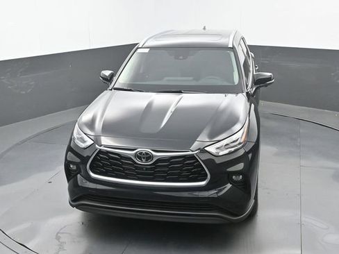 New 2026 Toyota Highlander Limited image 30