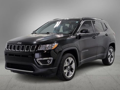 Used 2018 Jeep Compass Limited w/ Navigation Group AWD/4WD image 1