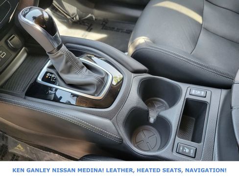 Used 2018 Nissan Rogue SL AWD/4WD image 27