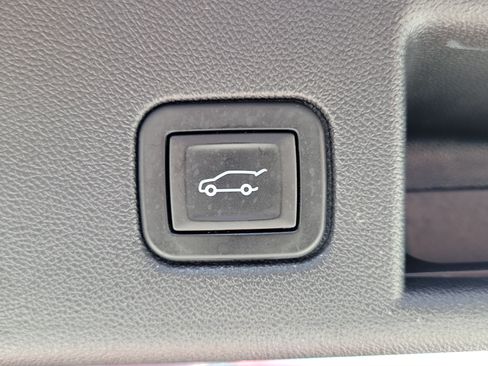 Used 2024 Chevrolet Equinox RS FWD image 5