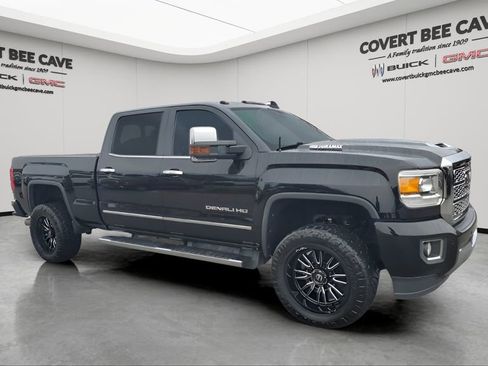 Used 2019 GMC Sierra 2500 Denali w/ Duramax Plus Package image 1
