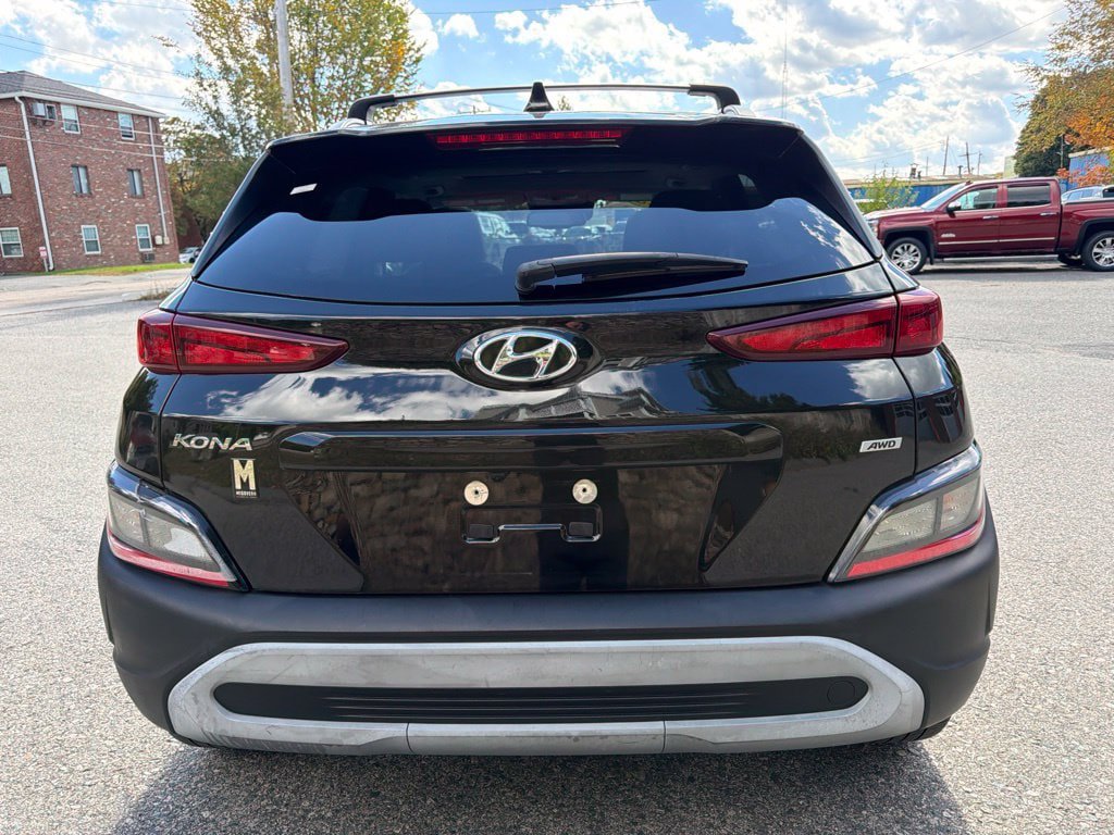 Used 2023 Hyundai Kona SEL w/ Convenience Package AWD/4WD image 5