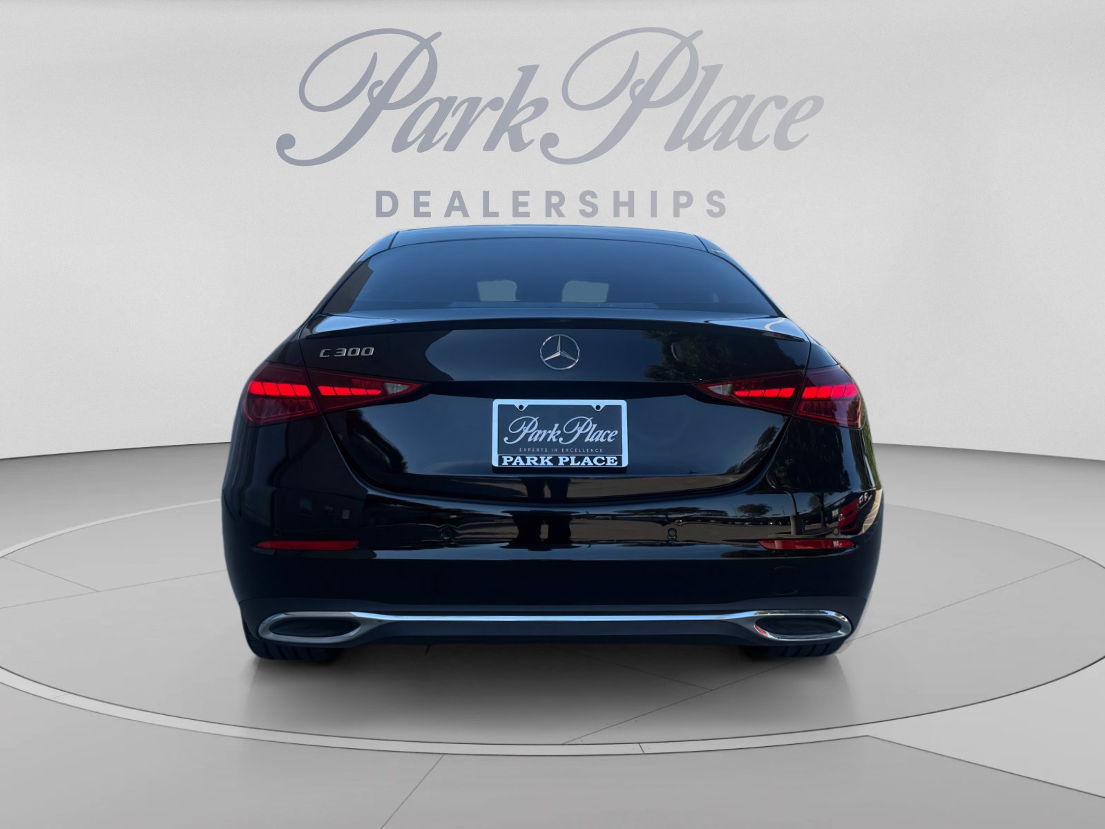 Used 2026 Mercedes-Benz C 300 Sedan image 4