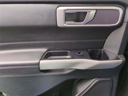 Used 2023 Ford Explorer XLT w/ Equipment Group 202A image 17