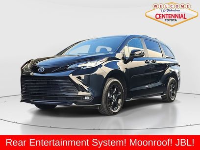 Used 2025 Toyota Sienna XLE Woodland Edition
