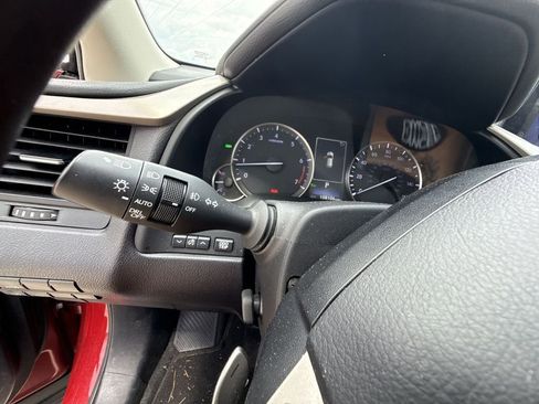 Used 2022 Lexus RX 350 350 w/ Premium Package image 27